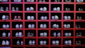 Read more about the article The Ultimate Guide to Bowling: Everything You Need to Know About the Game and Equipment